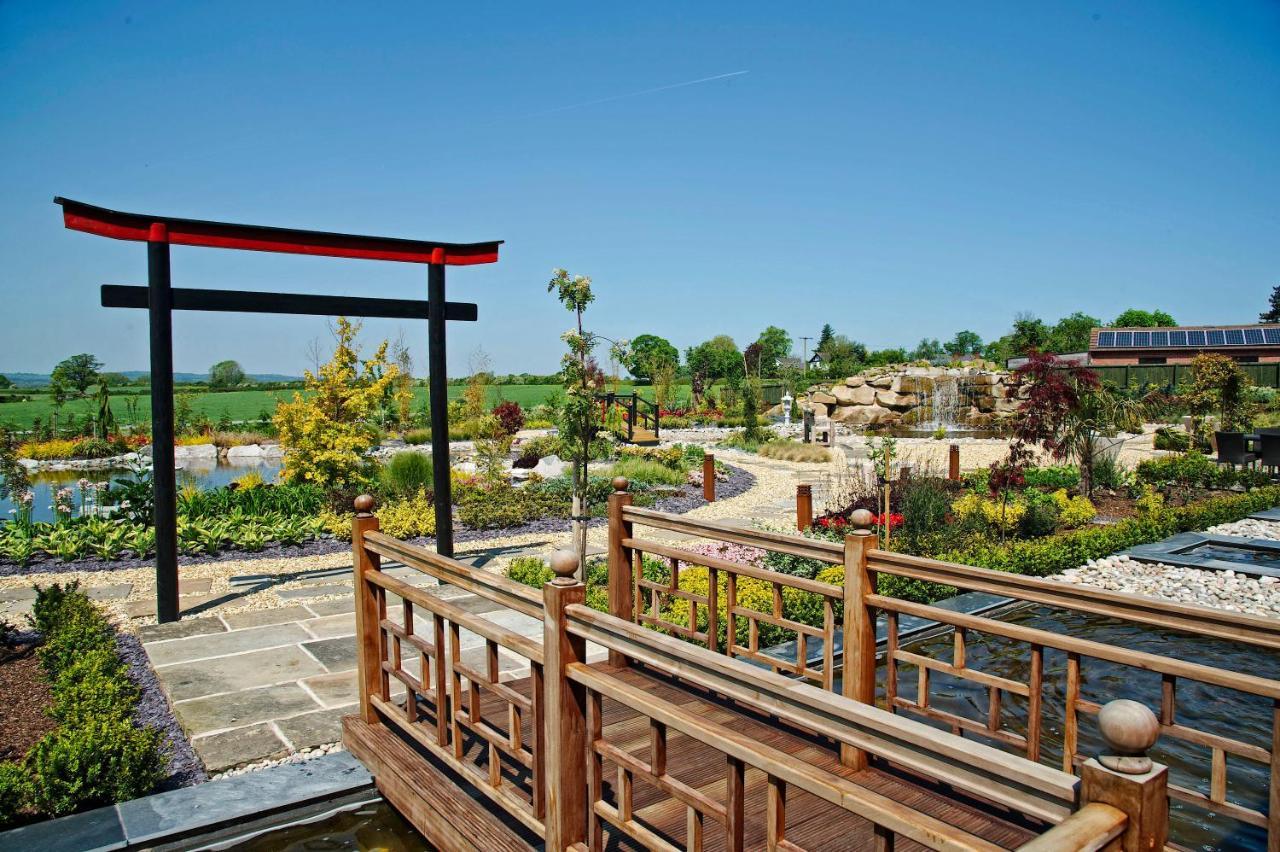 Grosvenor Pulford Hotel & Spa מראה חיצוני תמונה