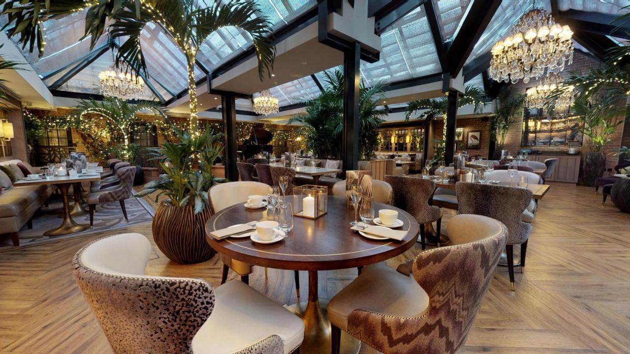 Grosvenor Pulford Hotel & Spa מראה חיצוני תמונה