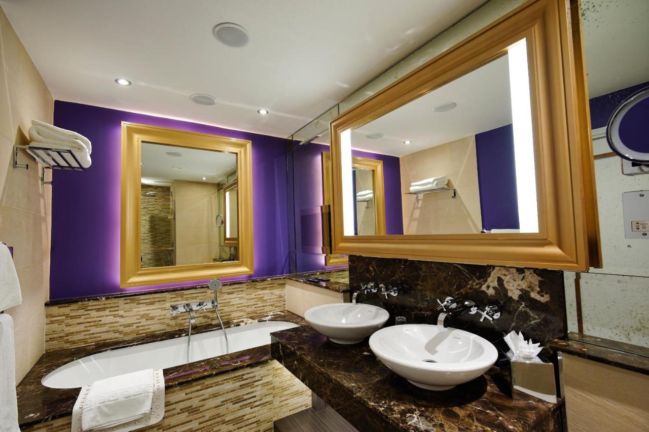 Grosvenor Pulford Hotel & Spa מראה חיצוני תמונה