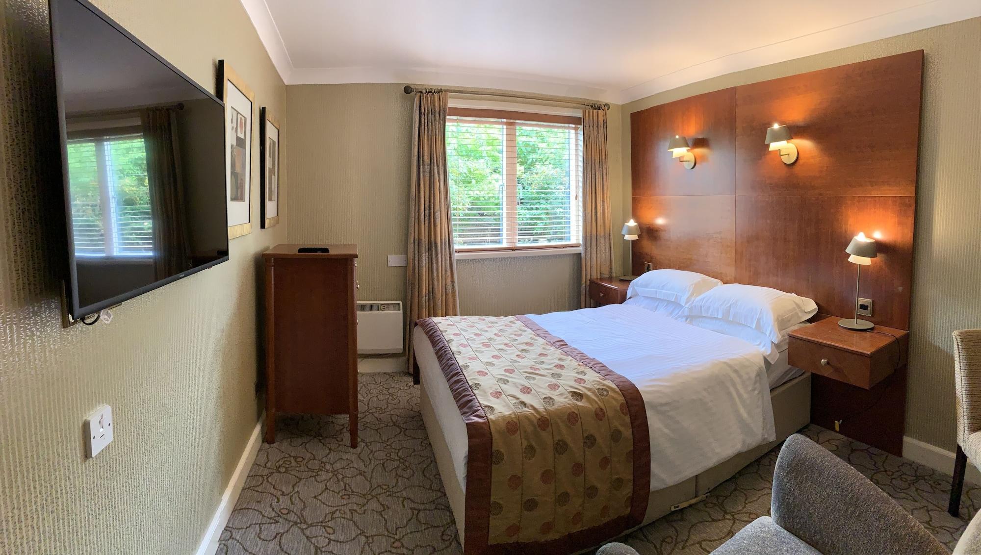 Grosvenor Pulford Hotel & Spa מראה חיצוני תמונה