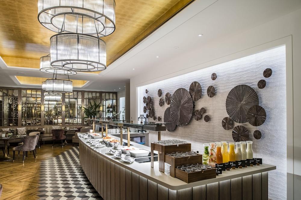 Grosvenor Pulford Hotel & Spa מראה חיצוני תמונה