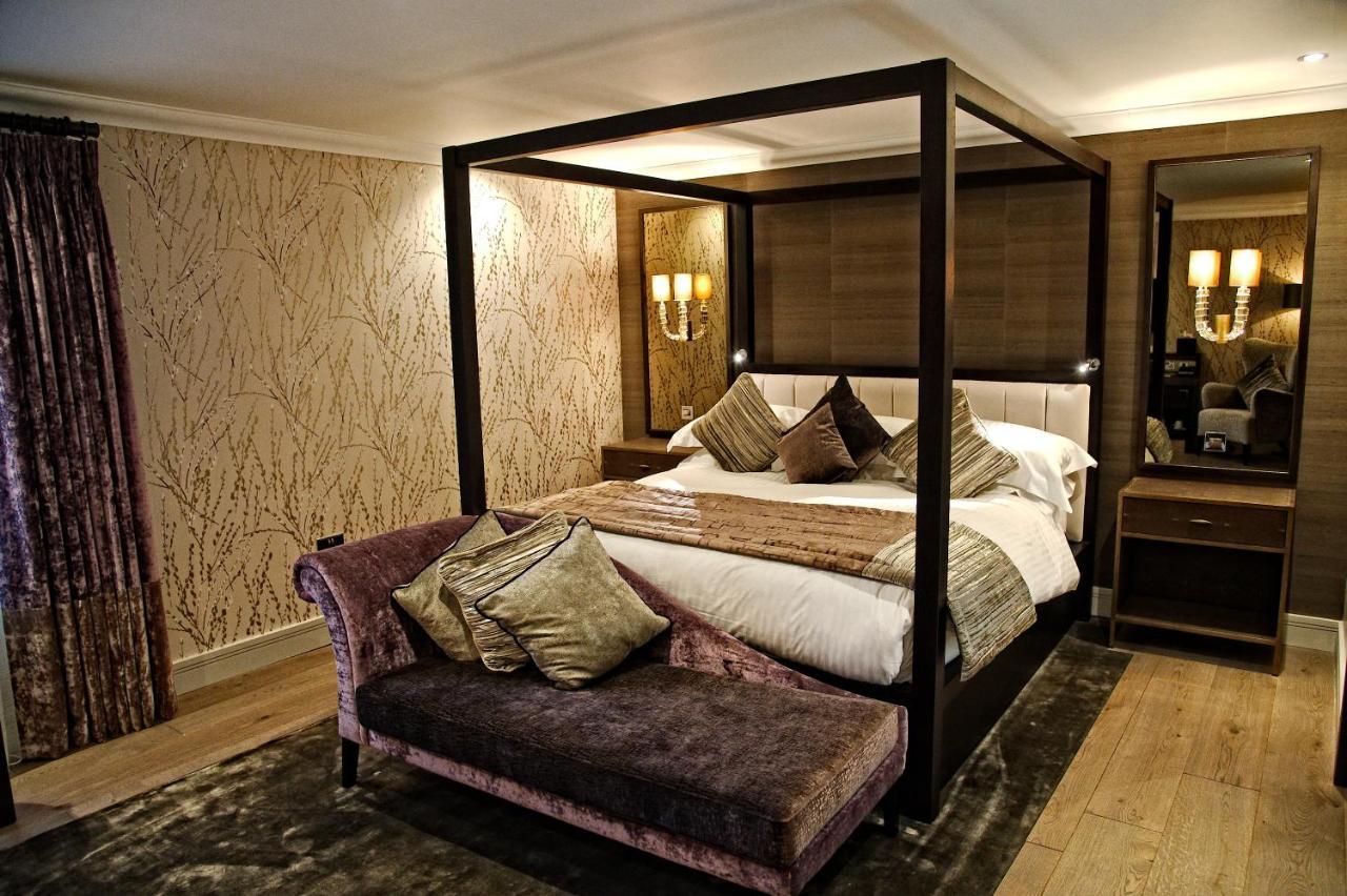 Grosvenor Pulford Hotel & Spa מראה חיצוני תמונה