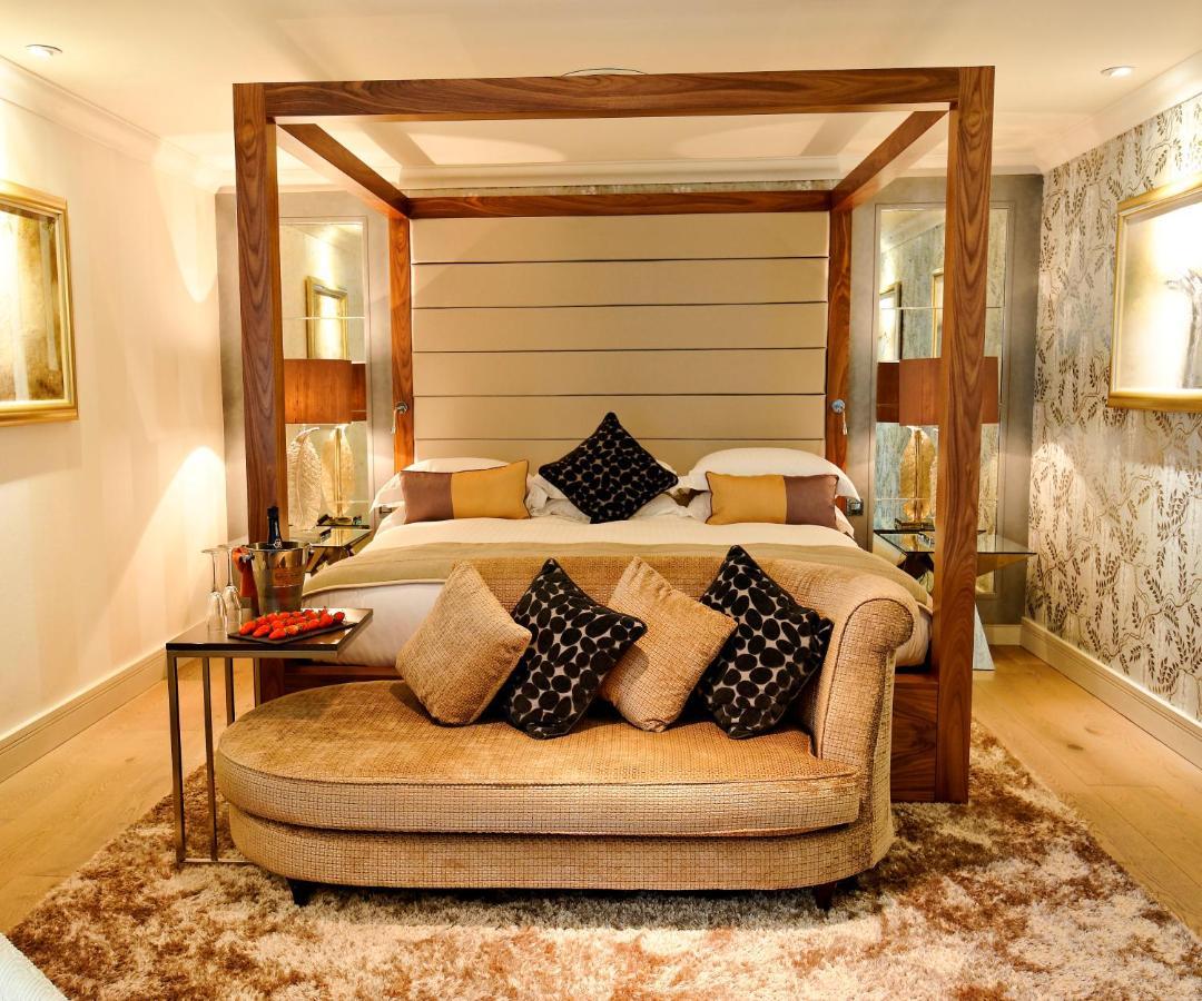 Grosvenor Pulford Hotel & Spa מראה חיצוני תמונה