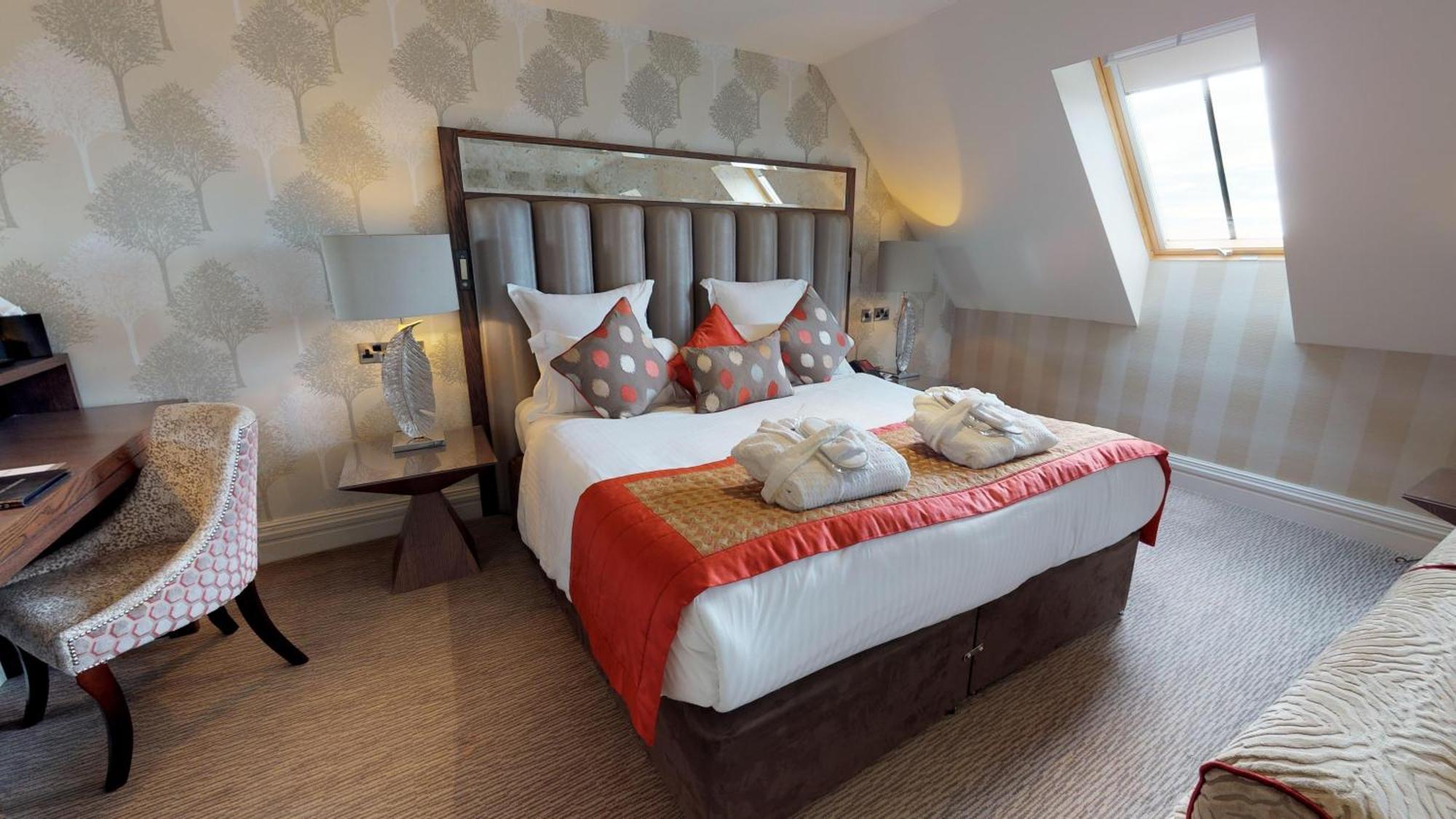 Grosvenor Pulford Hotel & Spa מראה חיצוני תמונה